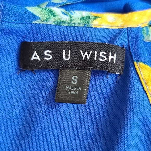 As U Wish Pineapple Jumper Size Small Shorts Blue - Picture 2 of 6